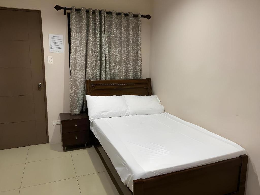 Oyo 766 Ichehan Apartments Manila Eksteriør billede